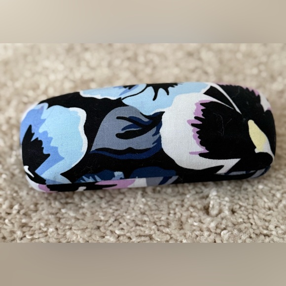 Vera Bradley Tortoise Readers Eyeglasses with Floral Case - Picture 2 of 2